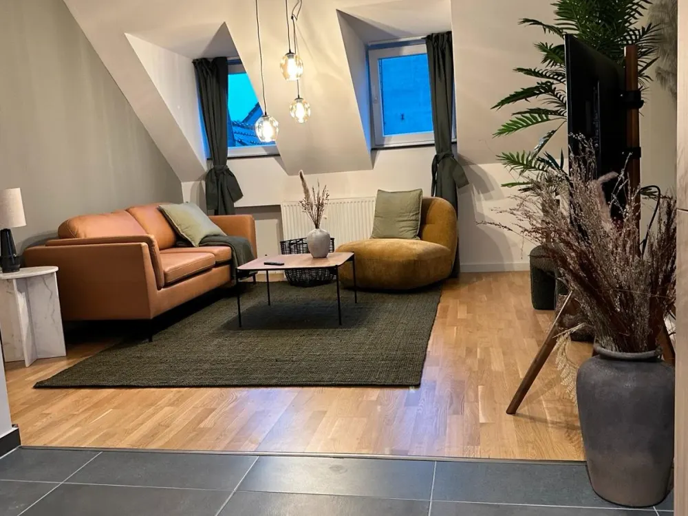 Designer Wohnung möbliert im Herzen Köln Ehrenfelds