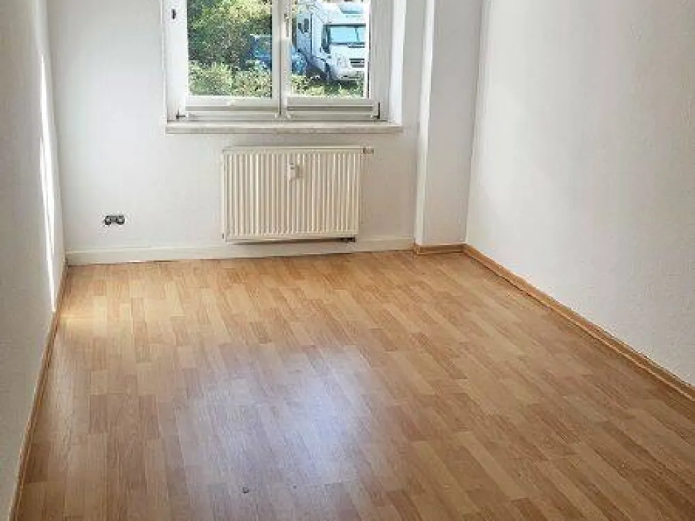 Ruhige Seitenstraße & kurze Wege: 2-Zimmer-Whg. mit EBK