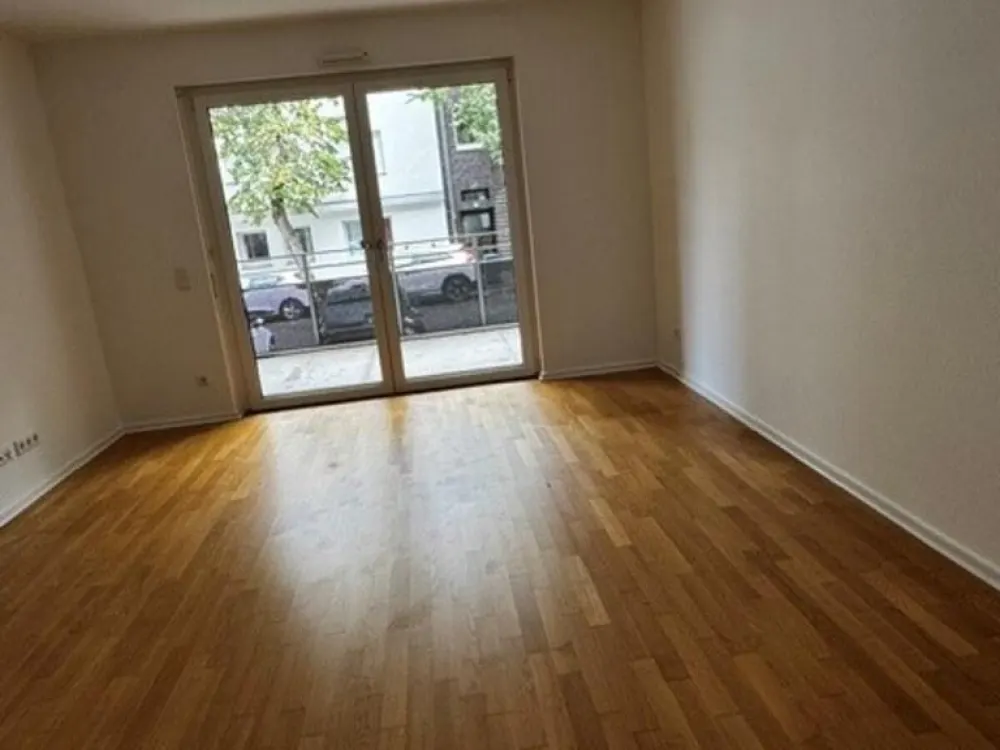 Bei VIVAWEST die Sonnenstrahlen auf dem eigenen Balkon genießen.