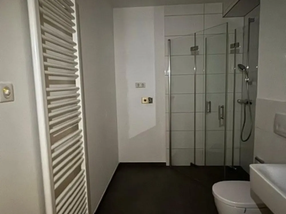 Bei VIVAWEST die Sonnenstrahlen auf dem eigenen Balkon genießen.