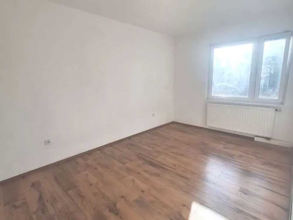 Schöne 2-Zimmer-Wohnung (38 qm) in Köln-Nippes/Weidenpesch (Nähe Pferderennbahn)