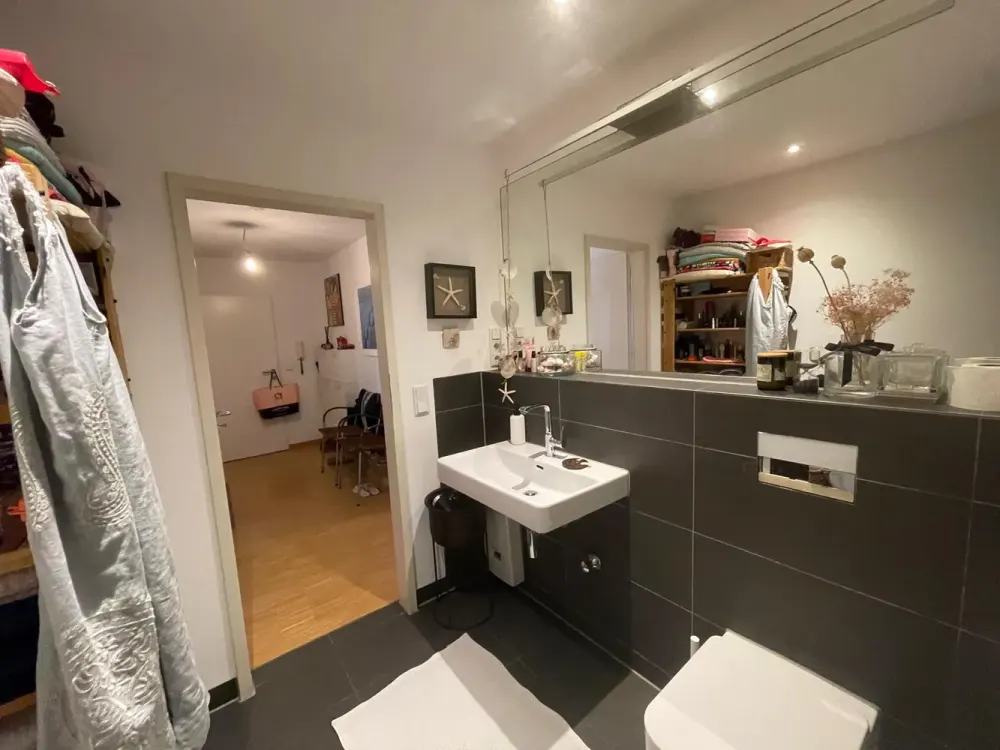 🏡 Stilvolle 2-Zimmer-Dachgeschosswohnung mit offener Wohnküche & modernem Bad