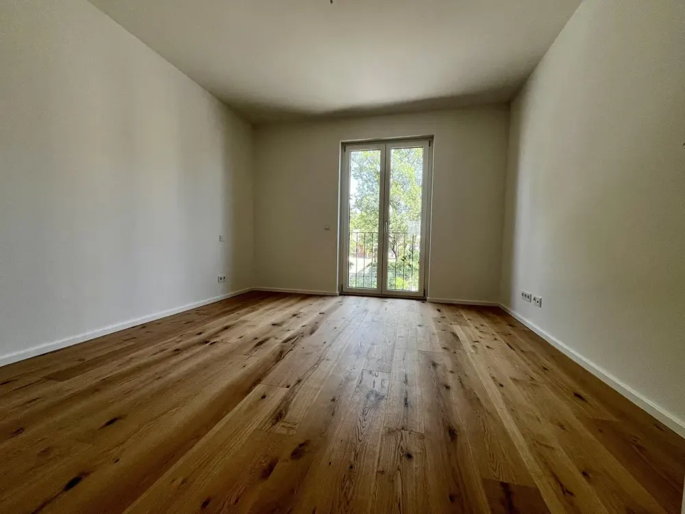Lichtdurchflutete 4-Zimmer-Wohnung mit Südbalkon in den Wolf Höfe
