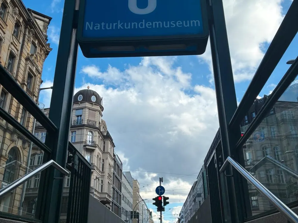 2 Zimmer in Berlin Mitte Untermiete 1.11 - 30.11