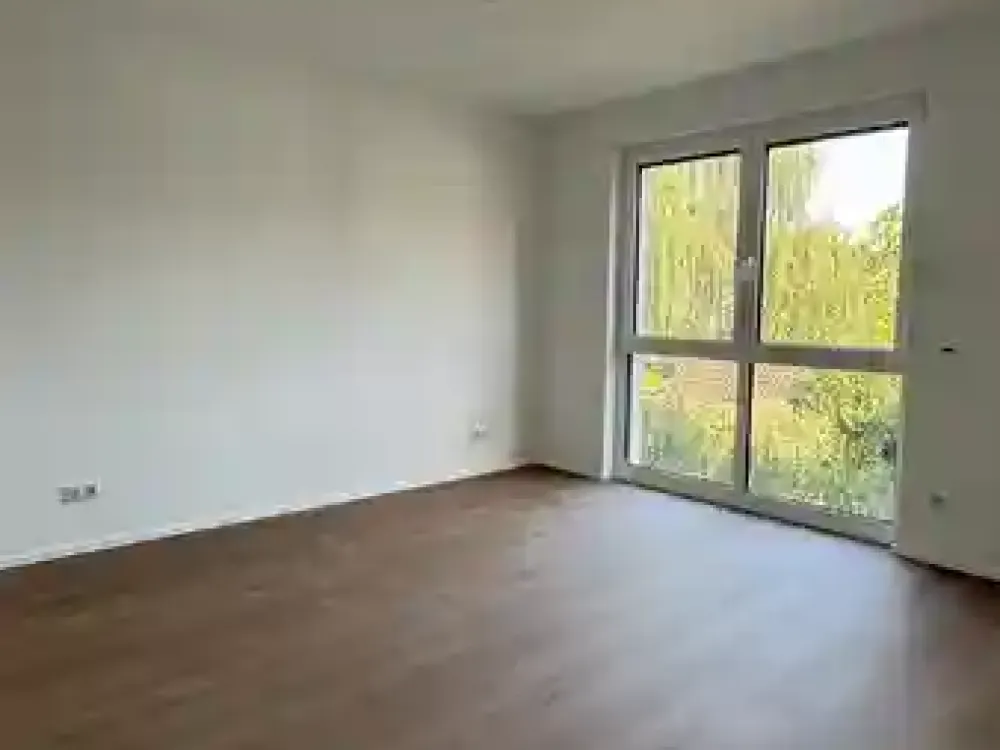Charming 2-Room Apartment with Balcony