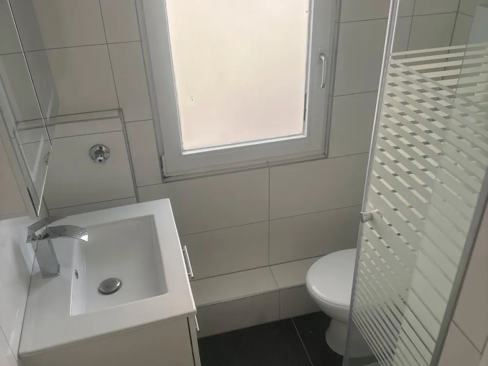 2-Zimmer-Apartment in Zuffenhausen, neu saniert & möbliert