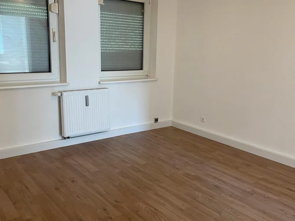 4 Zimmer Wohnung saniert Altbach