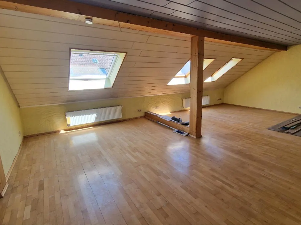 84 sqm - First occupancy after renovation - new kitchen - in IGB
