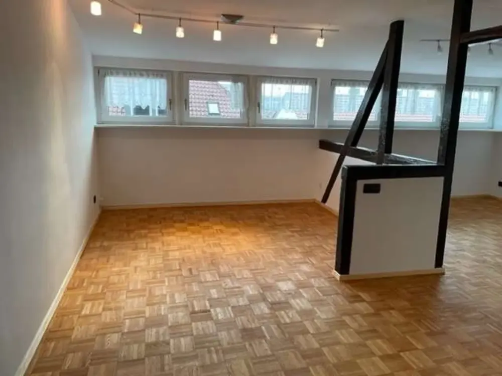 4 ZIMMER-WOHNUNG - REINSBURGSTR. 73 4.OG***