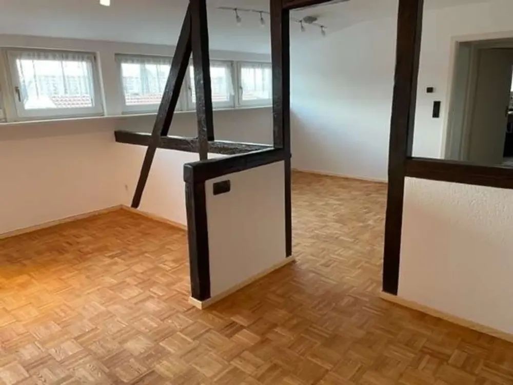 4 ZIMMER-WOHNUNG - REINSBURGSTR. 73 4.OG***