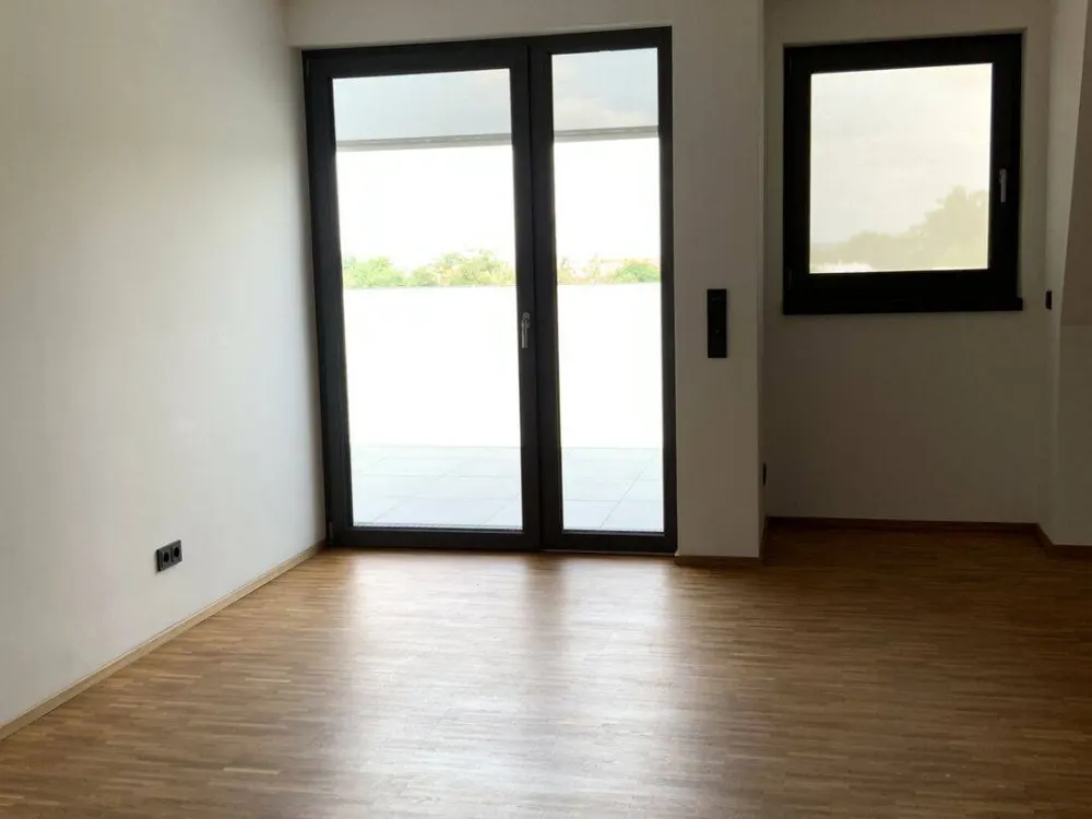Hochwertige 2-Zimmer-Wohnung mit Loggia im Herzen der Äußeren Neustadt