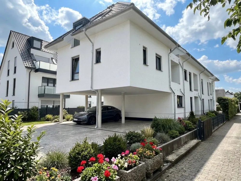 3-room apartment, 77 sqm, ground floor with garden, new building, central location