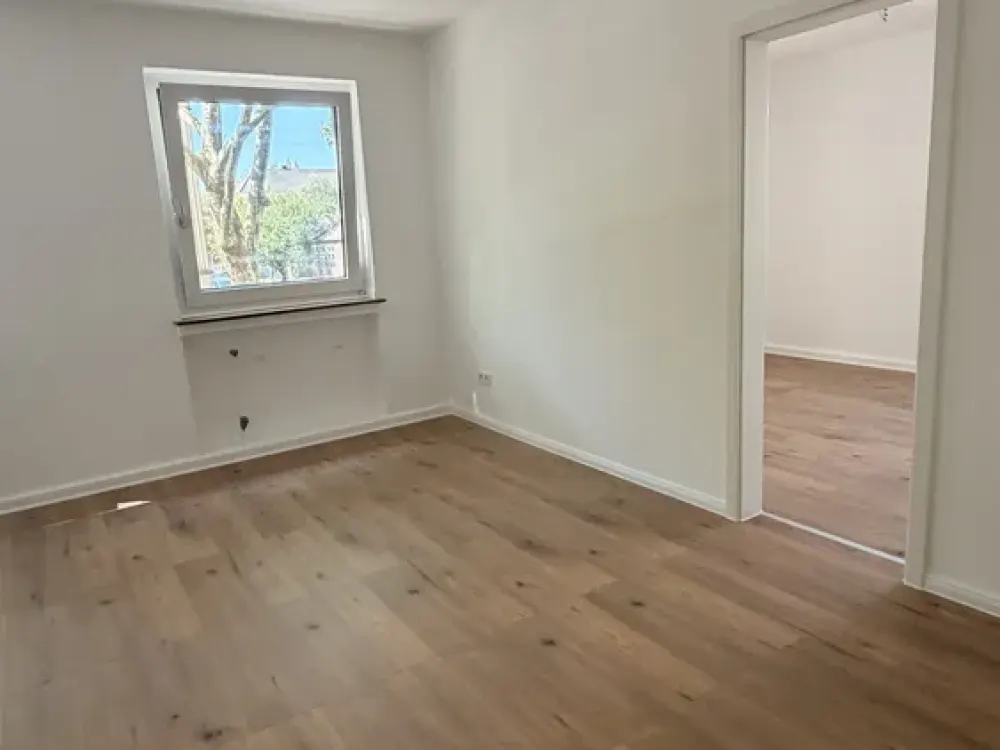 Frisch renovierte Wohnung mit 4 Zimmern