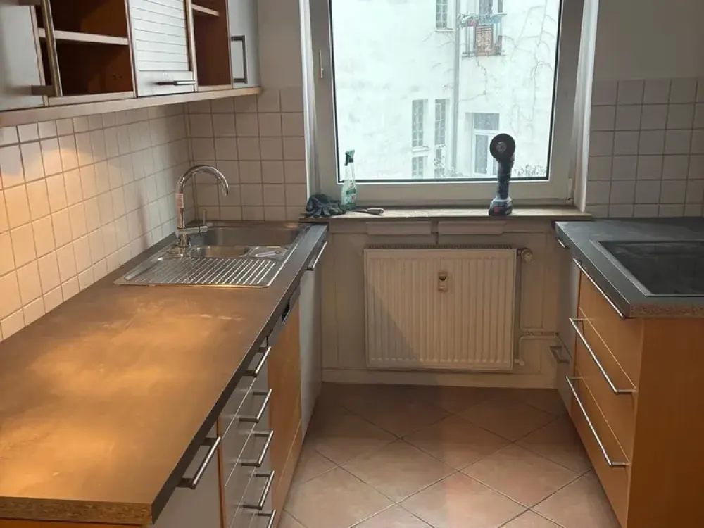 Zentral gelegene 2 Zimmer-Wohnung mit Einbauküche in Bockenheim!