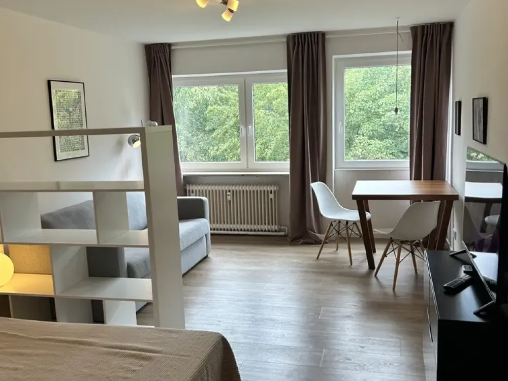 Vollmöbliertes 1-Zimmer-Apartment mit Panoramablick im Top-Geschoss, 2024 saniert, U3 in Fußnähe