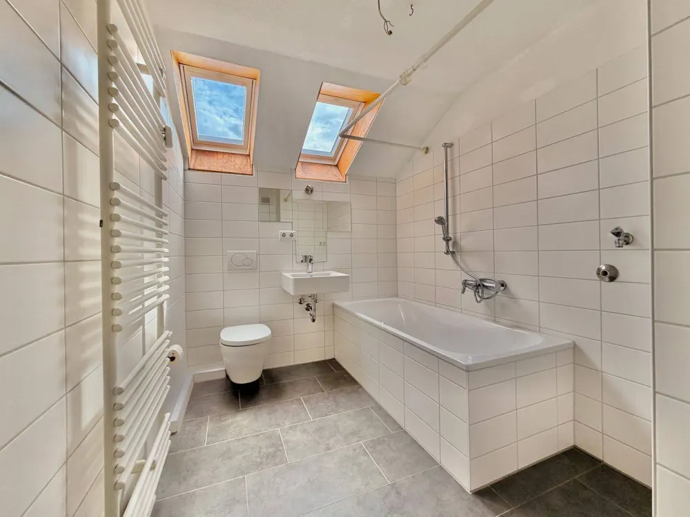 Including Built-in Kitchen: Renovated 2-Room Apartment in First Occupancy