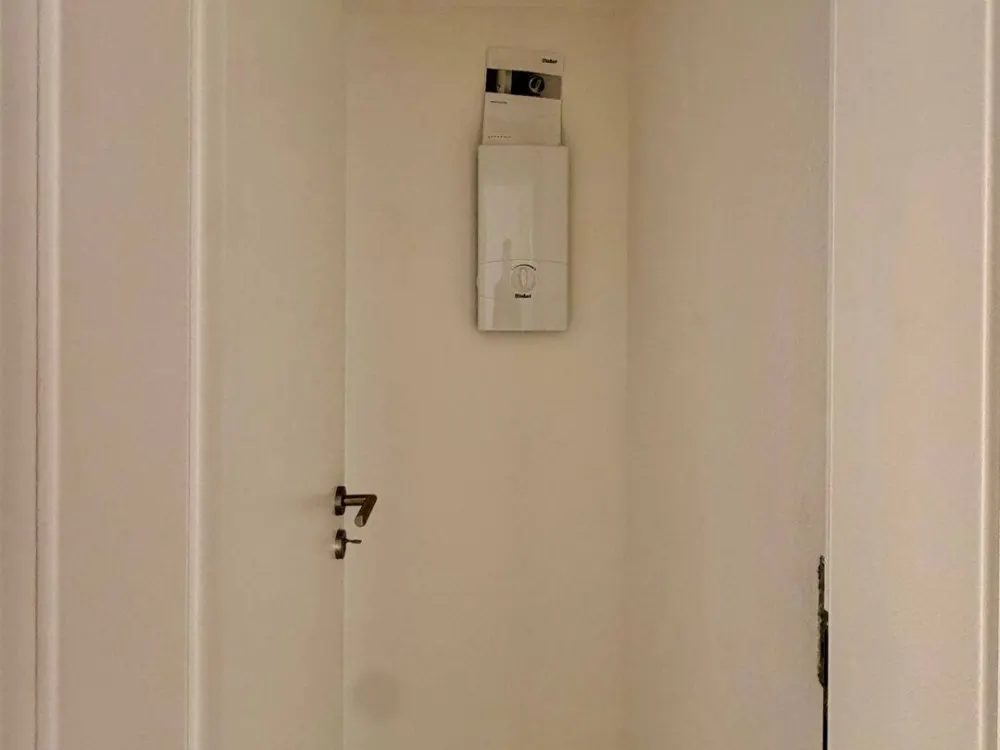 Including Built-in Kitchen: Renovated 2-Room Apartment in First Occupancy