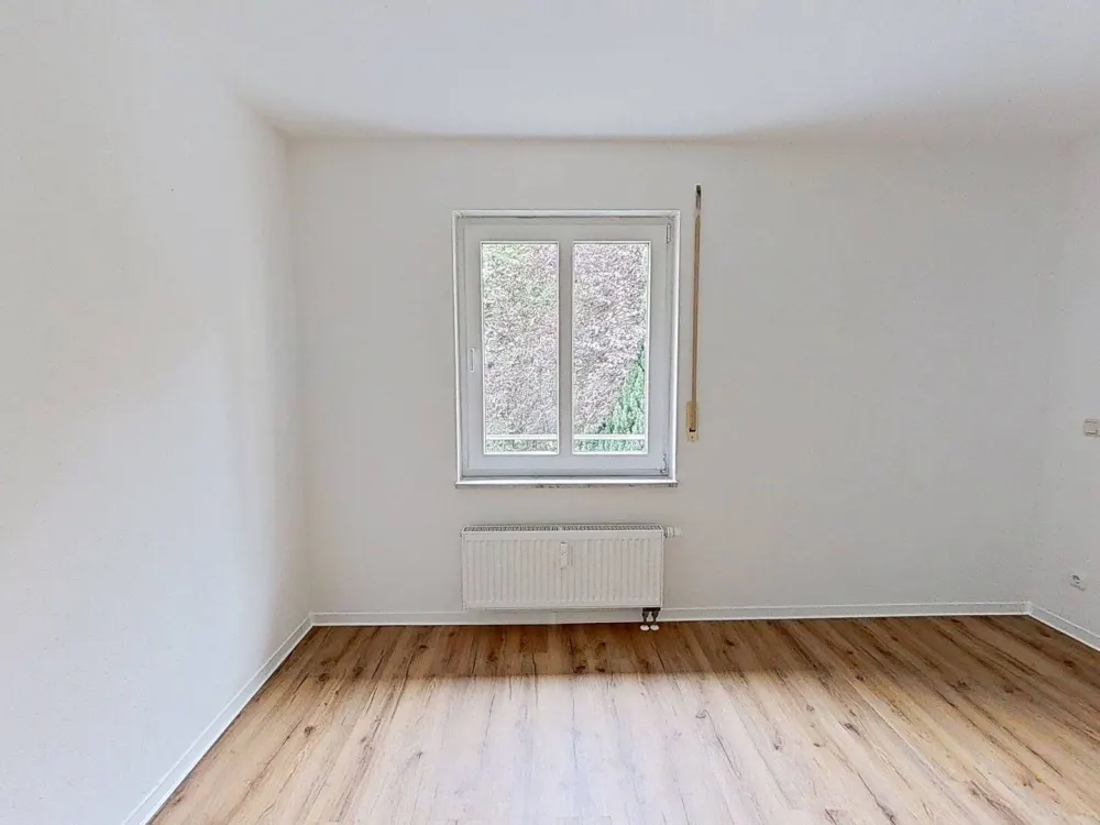** Helle 2-Zimmer-Wohnung mit BALKON und EBK in Stötteritz **