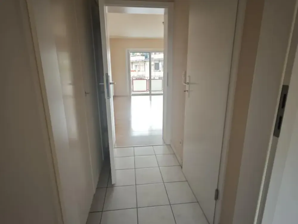 2-Room Apartment with Large Balcony in Wahnheide
