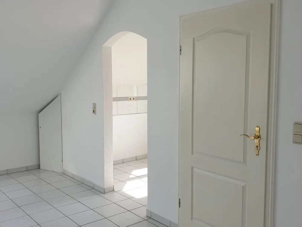 Schöne helle Dachgeschosswohnung im Zentrum von Saarwellingen