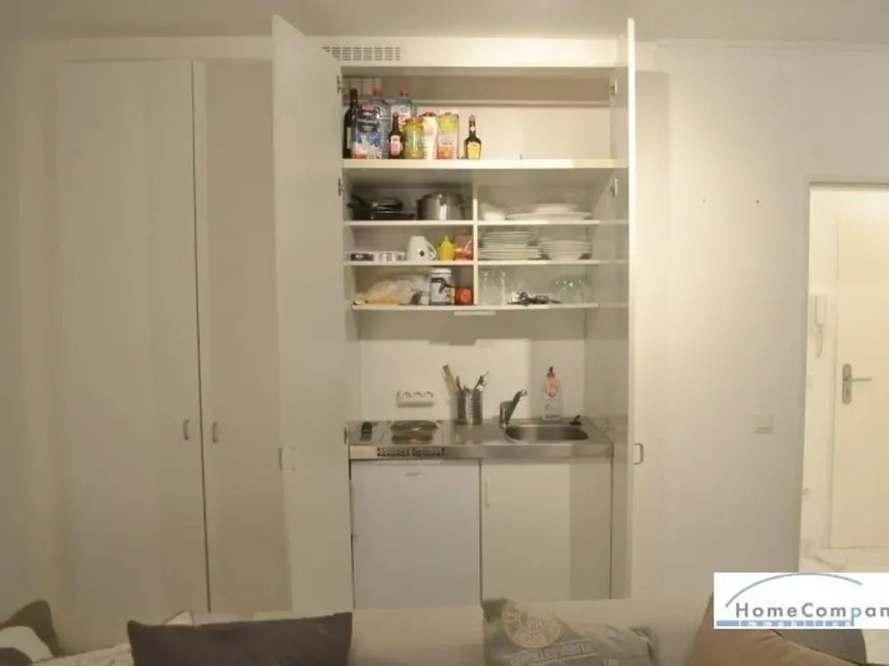 Geschmackvolle, gepflegte 1-Raum--Wohnung mit Balkon in Düsseldorf