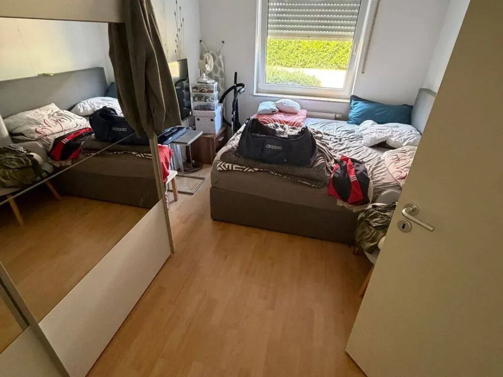 Helle 2-Zimmer-Wohnung mit Terrasse in Köln-Holweide