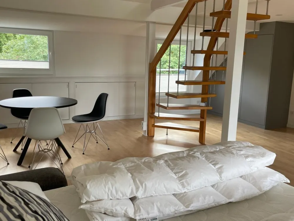 Exklusive Dachgeschosswohnung mit Klimaanlage und Galerie