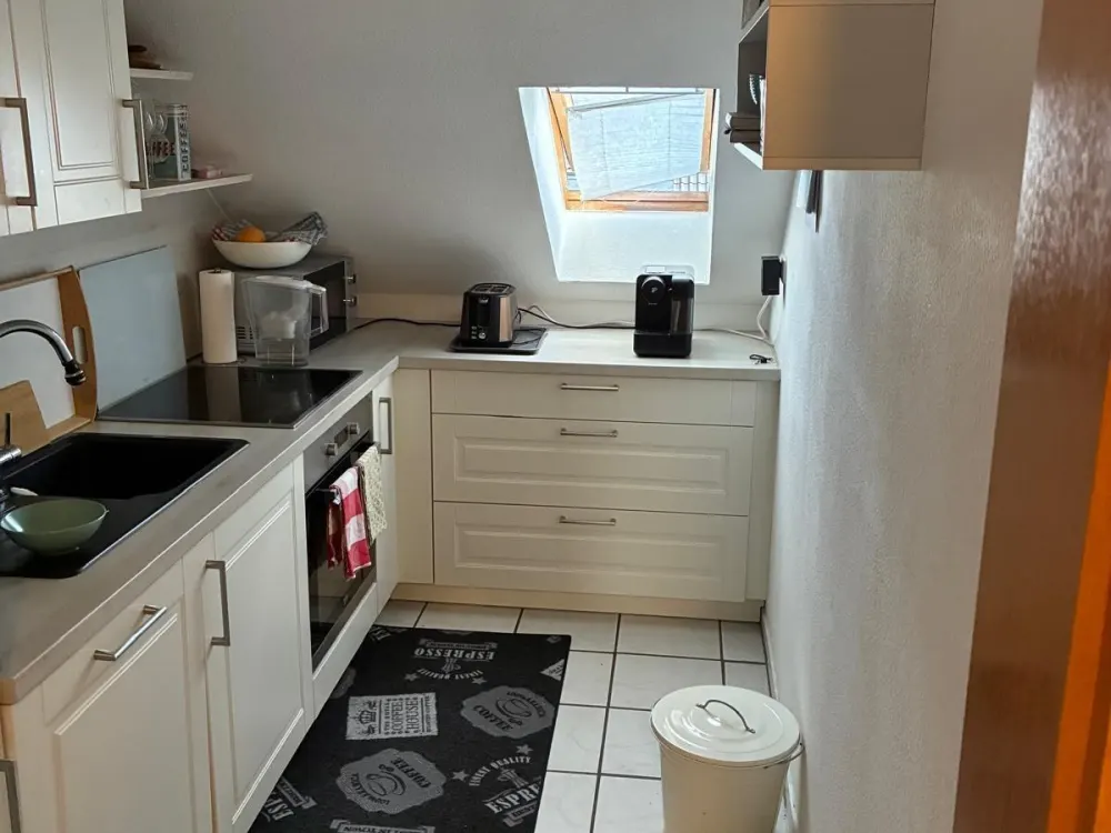 55 qm DG Wohnung in Köln-Merkenich