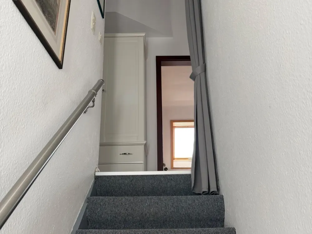 Stilvolle,vollmöblierte 3,5-Zimmer-Wohnung nahe Grafenberger Wald