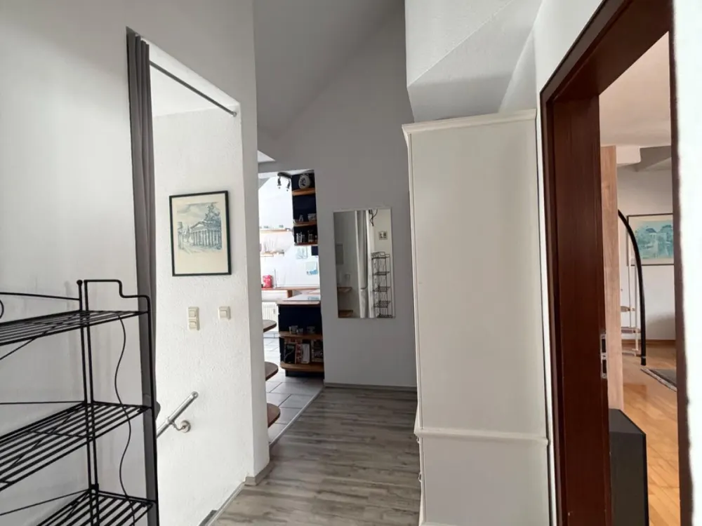 Stilvolle,vollmöblierte 3,5-Zimmer-Wohnung nahe Grafenberger Wald