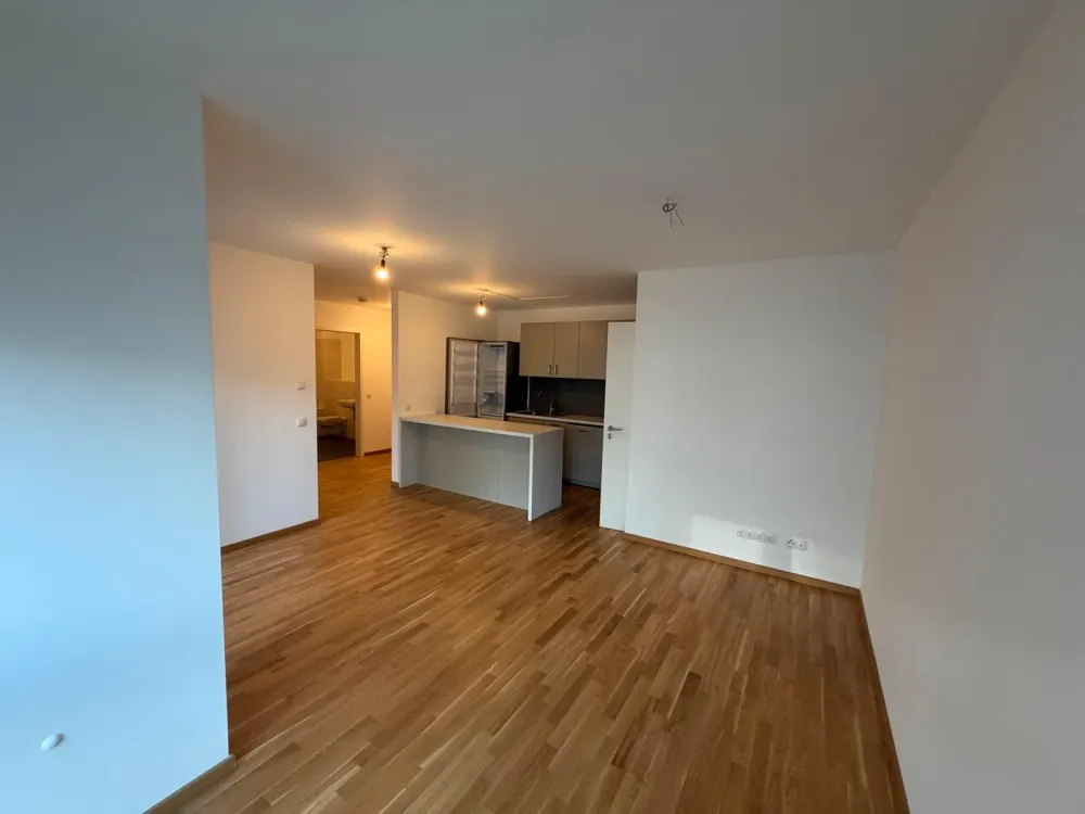 2,5-Zimmer-Neubauwohnung mit Balkon in Hakenfelde, sofort frei
