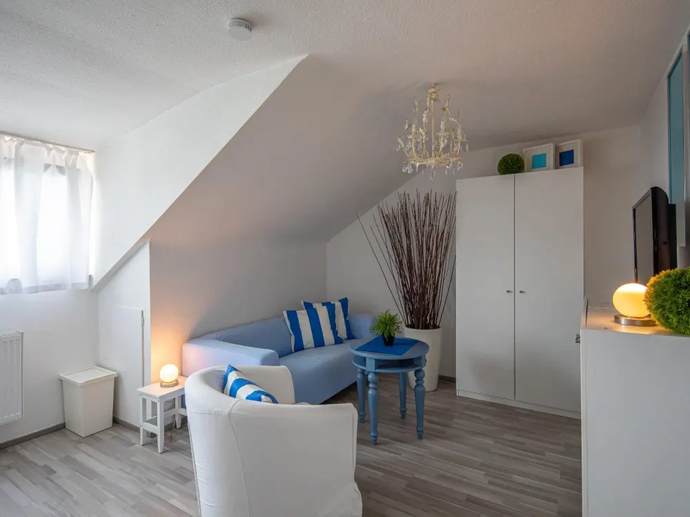 möblierte 1,5 Zimmer Wohnung in Stuttgart Stammheim