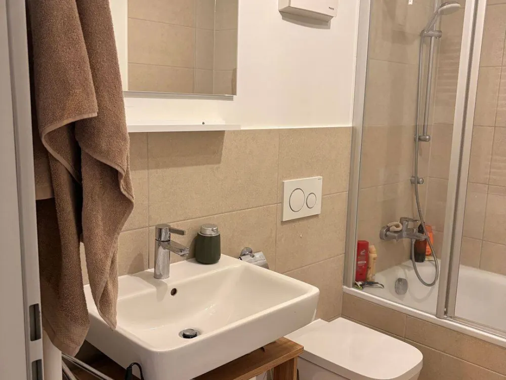 Modern centrally located 2-room apartment