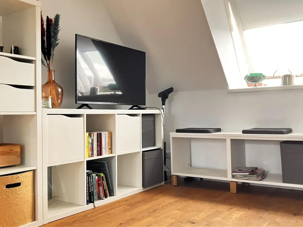 2.5 Rooms for Rent - Furnished, Bright, Quiet, Ideally Connected!