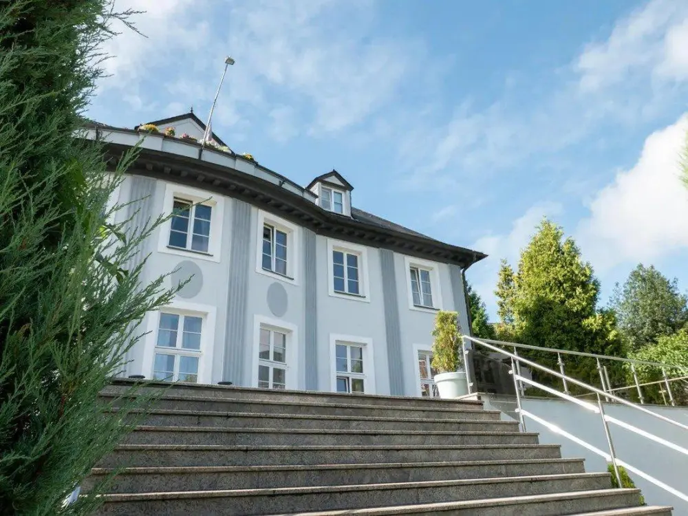 Herrschaftliches Wohnen und arbeiten in Wetter mit Terasse am Harkortsee