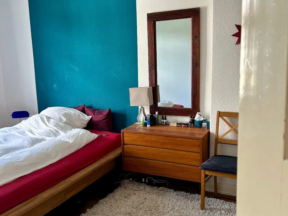 Über den Dächern von Eimsbüttel: möbl 2-Zi-Wohnung, Südbalkon