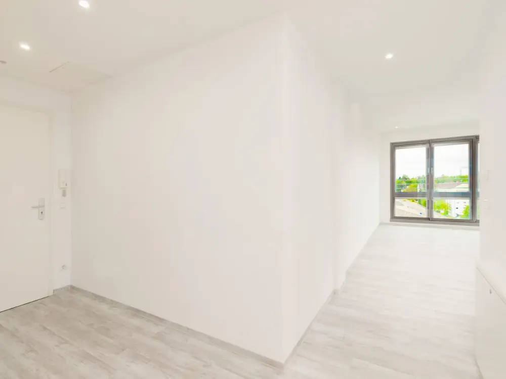 Baldhamer Ortskern, direkt am Marktplatz! Exklusive 3-Zimmer-Wohnung im "Turm"