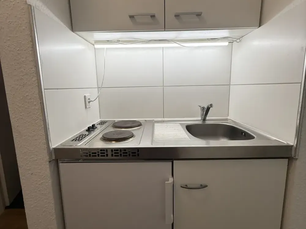 Schöne Singlewohnung zu vermieten mit Pantryküche(Whg.70)