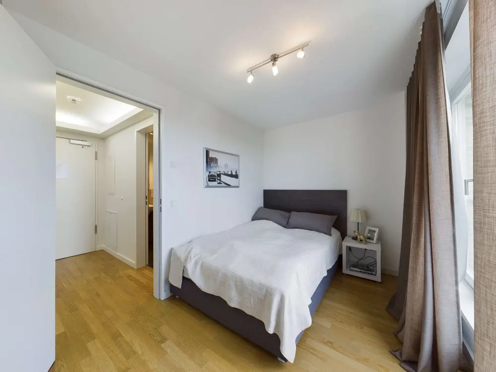 DIE ZIMMEREI | 15 % AKTION - Möbliert & ausgestattet: 2-Zimmer-Wohnung in Eimsbüttel | Maxi Bude