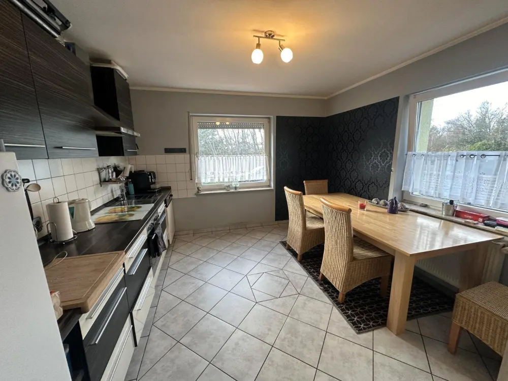 Quiet Ground Floor Apartment in Close Proximity to the City Center