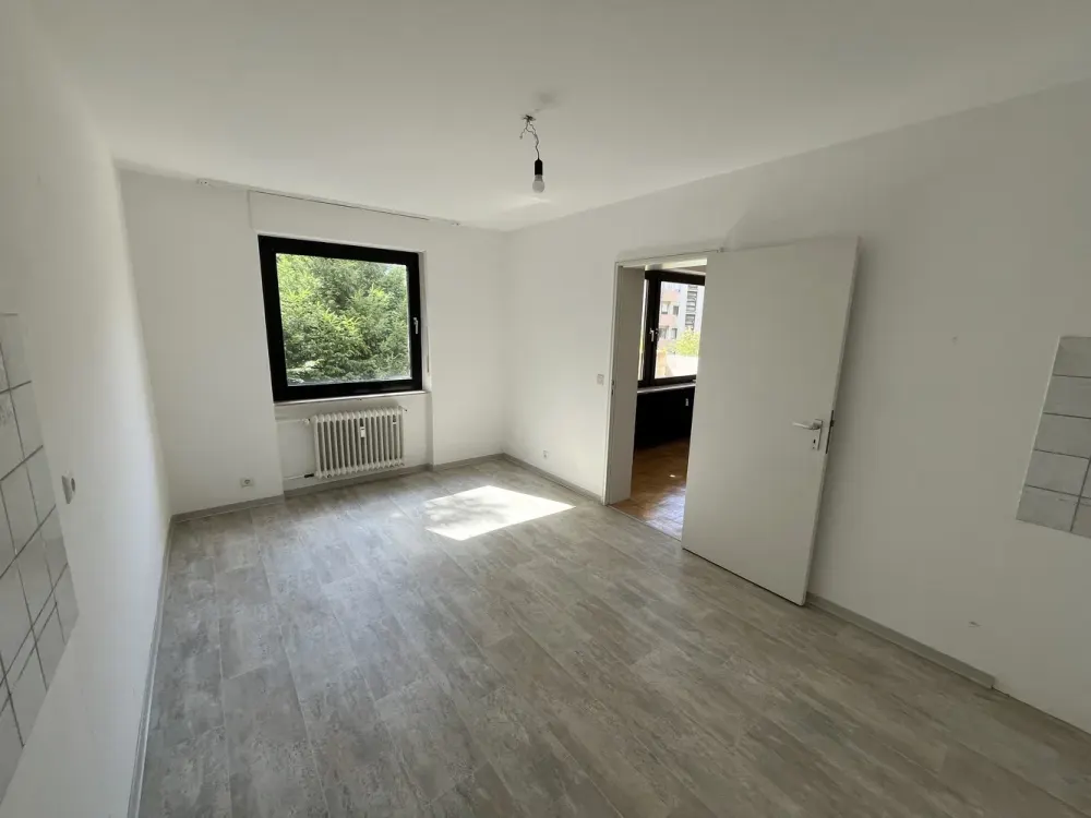 Attractive 2-Room Apartment with Balcony in Ettlingen