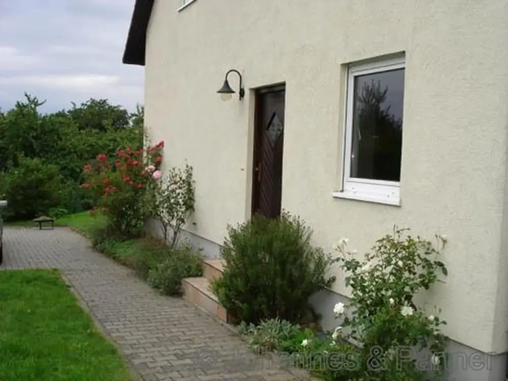 * am Stadtrand von Dresden - kleine Einlieger-Wohnung *