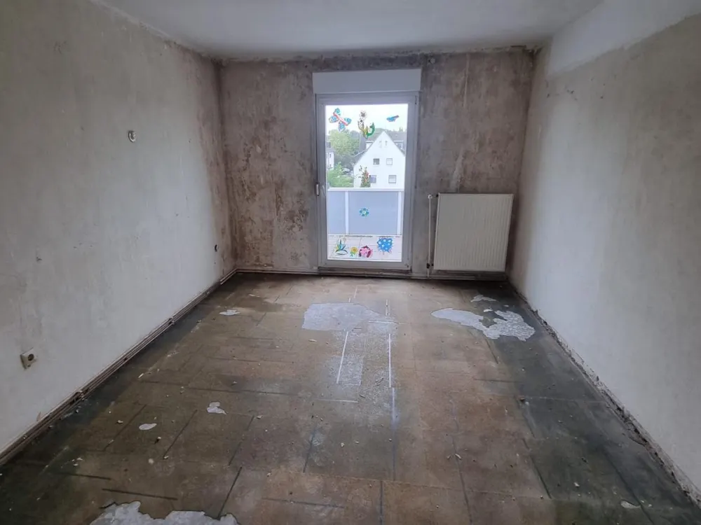 Wohnung mit Balkon RE-Süd