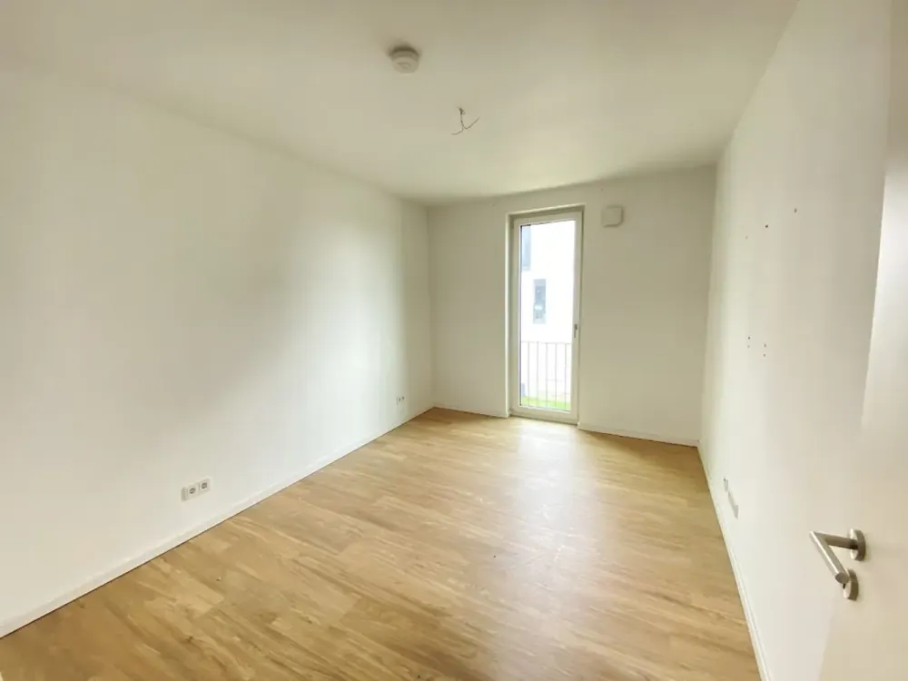 Helle 2-Zimmer-Wohnung mit Balkon und Wasserblick, barrierefreie Objektgestaltung, provisionsfrei