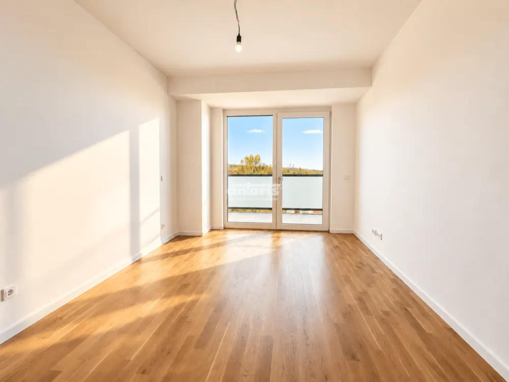 شركة antaris Immobilien GmbH ** شقة جديدة مكونة من غرفتين، مدمجة وعصرية مع شرفة في شفيملباخ **