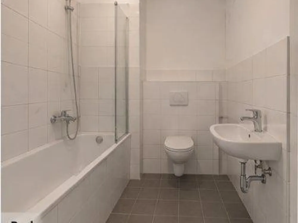 Nachmieter 3 Zimmer Wohnung (Anmeldung Jobcenter erforderlich)