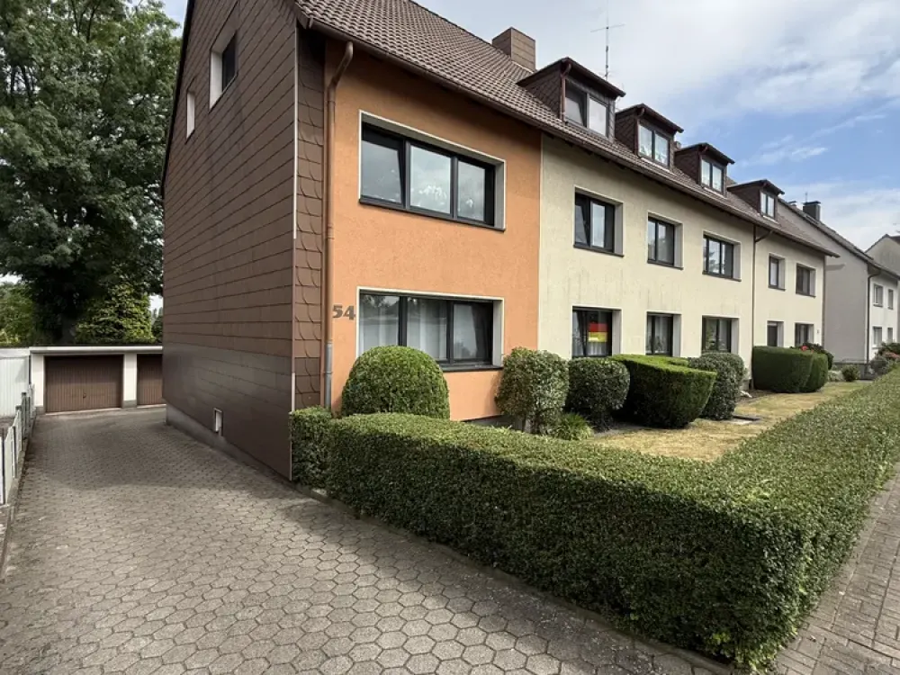 Ruhige 3,5-Zimmer-DG.Wohnung in Sackgasse gelegen