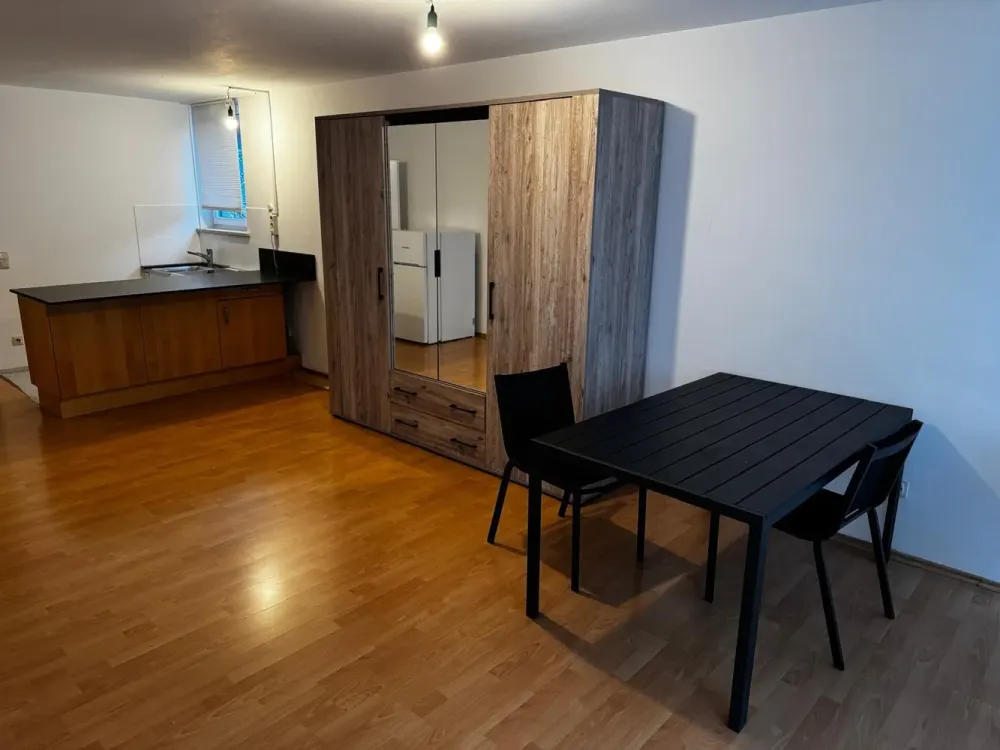 Geräumige 1,5 Zimmer Wohnung in Pullach