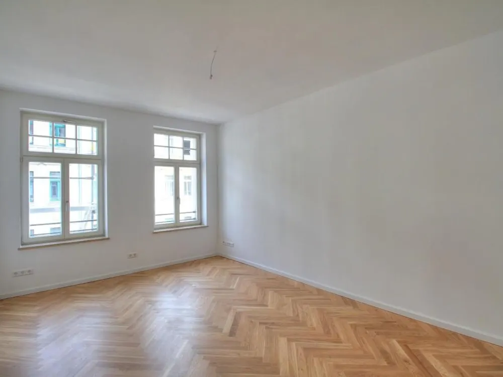 Zweitbezug: Exklusiv sanierte 3-Zimmer-Wohnung m. Luxus-Einbauküche zu vermieten