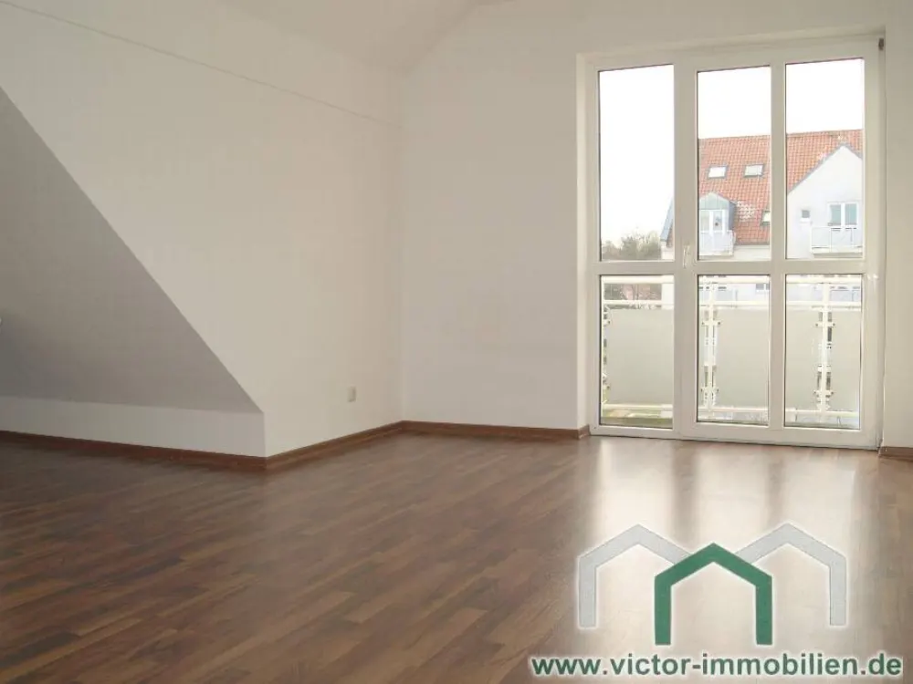 ** 2-Zimmer-Wohnung mit 2 Balkonen und Wannenbad **